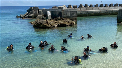 一張潛水證照，開啟返鄉之路—原民青年以專業實踐永續職涯