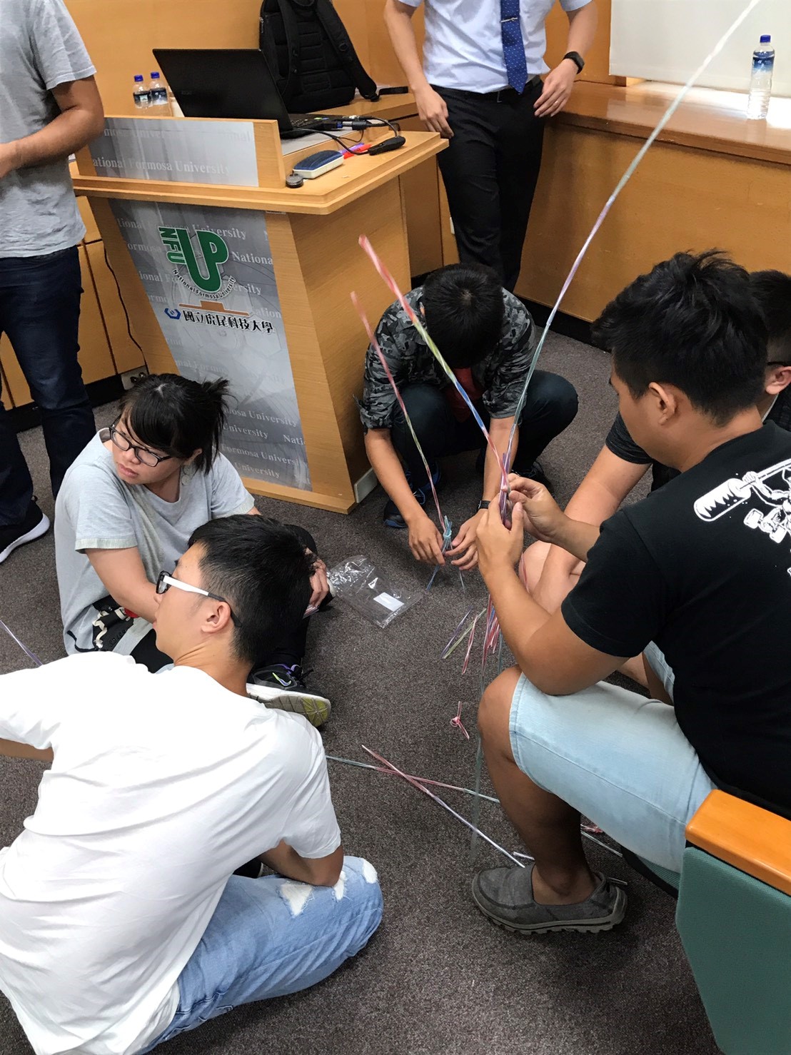 虎尾大學3 參與學生腦力激盪創作